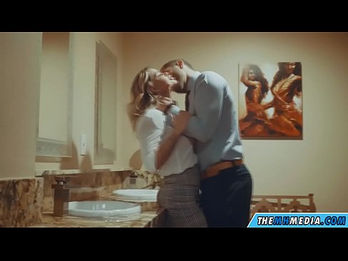 ❤️ Cuando una rubia tetona te seduce en un baño público Porno casero en es.com-porn-kai.ru ❌️❤️❤️❤️❤️❤️❤️❤️